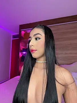 Rossie Blooms online show from April 2026 09:43:02 PM