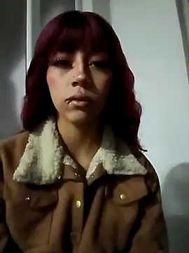 Snapshot of AshleySwett chatting on April 2026 03:51:01 AM AshleySwett online show from April 2026 03:51:01 AM