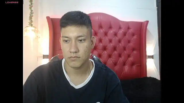 DominantBoy4 online show from July 2026 01:30:01 AM