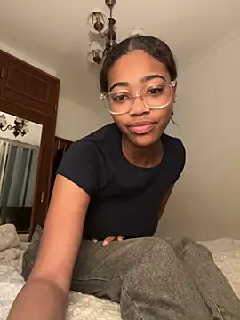 SilkSoles online show from April 2026 08:34:01 PM