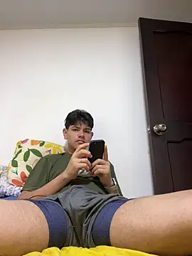 juanma759 online show from April 2026 07:37:01 PM