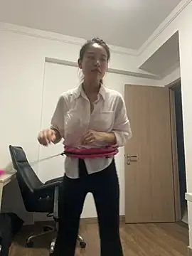 Snapshot of A-Kristen chatting on April 2026 12:55:02 PM A-Kristen online show from April 2026 12:55:02 PM