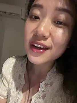 Snapshot of A-Kristen chatting on April 2026 12:17:01 PM A-Kristen online show from April 2026 12:17:01 PM