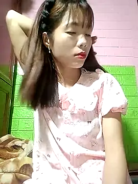 AmyLinee01 online show from April 2026 01:45:01 AM
