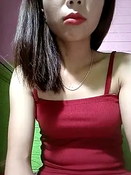 AmyLinee01 online show from April 2026 03:36:01 PM