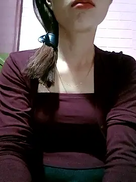 AmyLinee01 online show from April 2026 05:20:02 AM