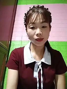 AmyLinee01 online show from May 2026 05:13:01 AM