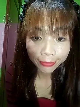 AmyLinee01 online show from April 2026 03:42:02 PM