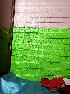 AmyLinee01 online show from April 2026 05:14:01 PM