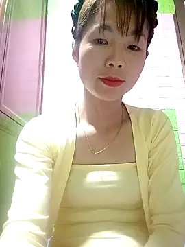 AmyLinee01 online show from April 2026 09:23:01 AM