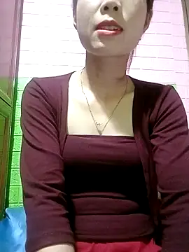 AmyLinee01 online show from April 2026 05:26:02 AM