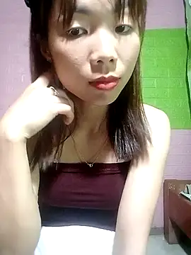 AmyLinee01 online show from March 2026 06:20:01 PM