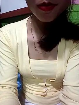 AmyLinee01 online show from April 2026 05:41:01 AM