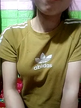 AmyLinee01 online show from April 2026 05:25:02 AM