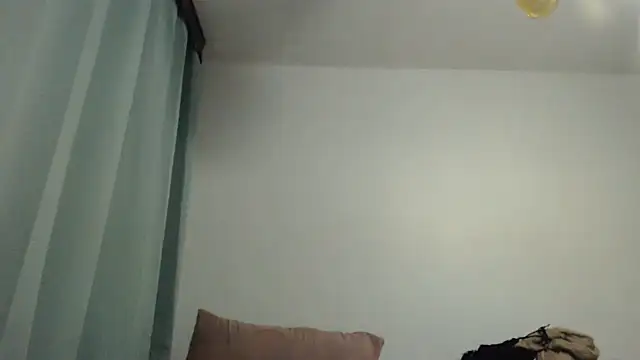 Lucia-boobs online show from July 2026 03:35:01 PM