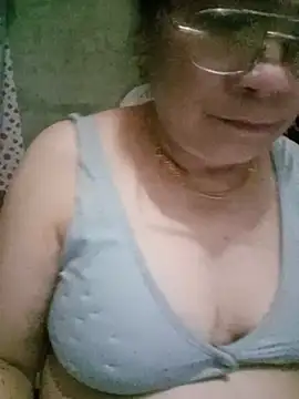 Snapshot of Funsexy1 chatting on May 2026 12:42:01 PM Funsexy1 online show from May 2026 12:42:01 PM