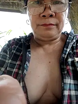 Snapshot of Funsexy1 chatting on June 2026 09:42:01 AM Funsexy1 online show from June 2026 09:42:01 AM