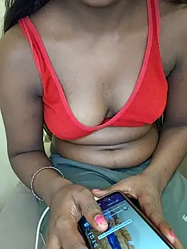 Snapshot of AAHNA_3 chatting on April 2026 12:12:02 AM AAHNA 3 online show from April 2026 12:12:02 AM