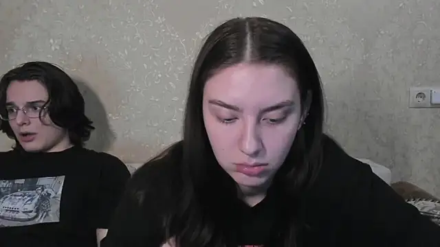 muuur love231 online show from April 2026 07:42:01 PM