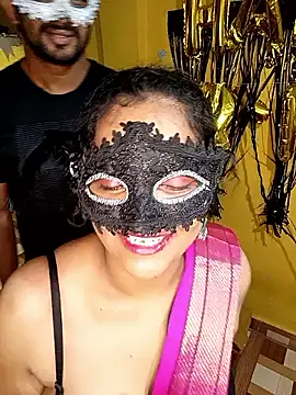 Crushme cpl online show from April 2026 04:35:02 PM