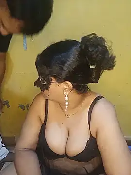 Crushme cpl online show from June 2026 07:30:02 PM