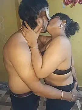 Crushme cpl online show from June 2026 12:32:02 AM