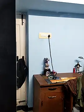 Snapshot of Igcholebhature_lovee chatting on April 2026 12:01:02 PM Igcholebhature lovee online show from April 2026 12:01:02 PM