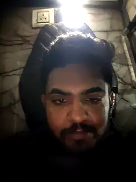 roselover2222 online show from April 2026 05:39:01 PM