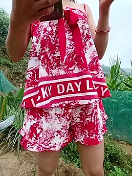 Ruby Lucy online show from April 2026 12:13:02 AM