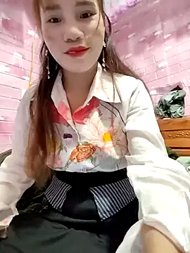 Ruby Lucy online show from March 2026 12:11:02 AM