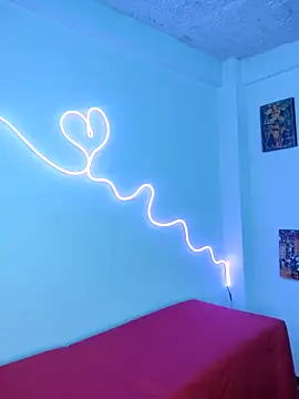 Franchescatoop online show from March 2026 06:22:01 AM