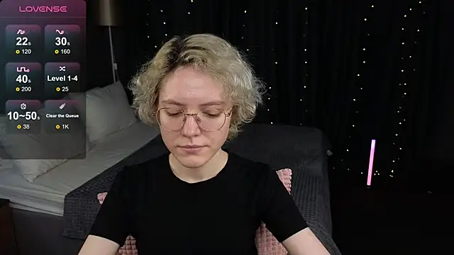 Snapshot of HottoKori chatting on June 2026 05:35:01 AM HottoKori online show from June 2026 05:35:01 AM