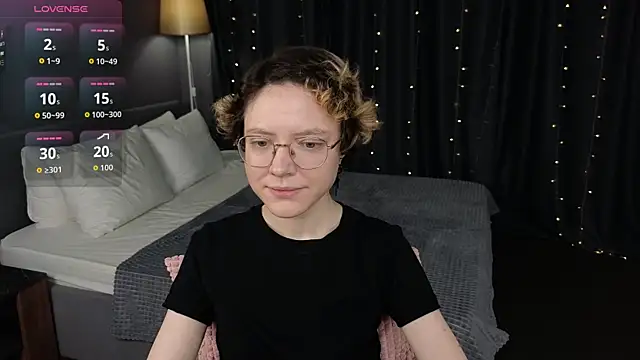 HottoKori online show from April 2026 12:08:01 AM