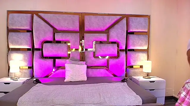 brithny bratz  online show from April 2026 05:03:01 AM