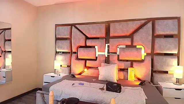 brithny bratz  online show from April 2026 04:53:02 AM