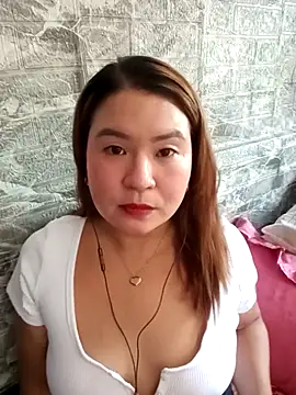 Amazingurlx online show from April 2026 05:59:01 AM