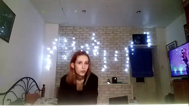 SirenFrost online show from May 2026 04:21:01 PM