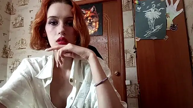 SirenFrost online show from May 2026 02:23:02 PM