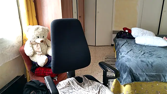 Chrismaturefrench online show from April 2026 03:35:01 PM