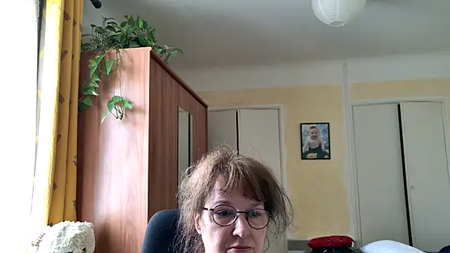 Chrismaturefrench online show from April 2026 02:51:01 PM