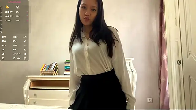 ayanovae online show from April 2026 06:20:02 AM