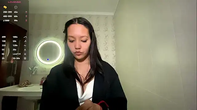 ayanovae online show from April 2026 02:35:01 AM