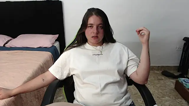 Queen Val369 online show from May 2026 02:59:01 AM