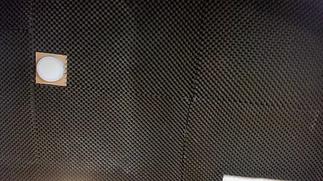 Snapshot of andreazoe chatting on April 2026 01:56:02 PM andreazoe online show from April 2026 01:56:02 PM