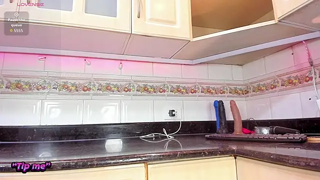 SophiaRivera18 online show from April 2026 09:22:01 PM