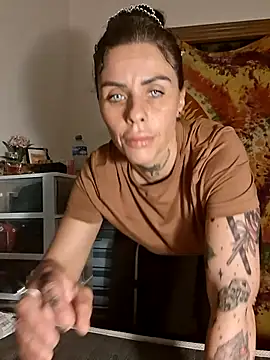 chiquitilla41 online show from April 2026 06:32:02 PM