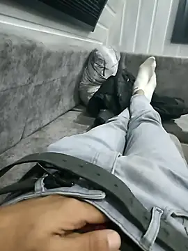 ferdi353535 online show from April 2026 09:56:02 PM