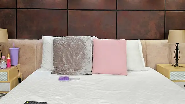 VaneAguirre online show from April 2026 12:55:01 PM