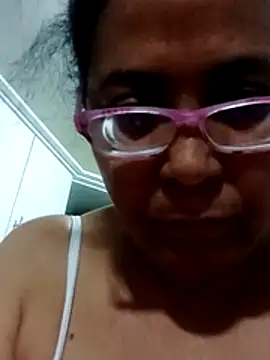 sexymomsn online show from May 2026 11:49:01 AM
