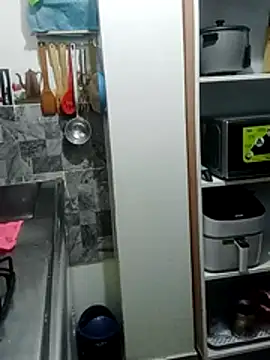 Snapshot of sexymomsn chatting on April 2026 12:19:02 PM sexymomsn online show from April 2026 12:19:02 PM